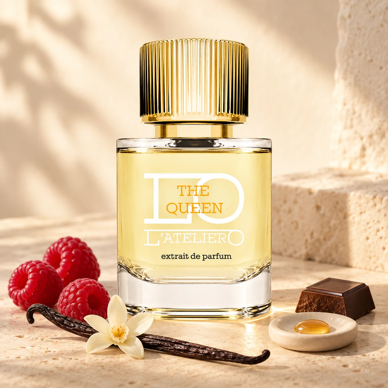 THE QUEEN mit Himbeeren, Vanille, Honig und Schokolade als visualisierte Duftnoten